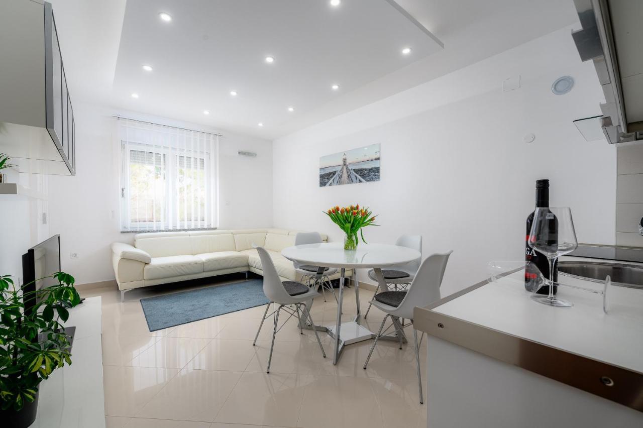 Apartman Kaja In Center *